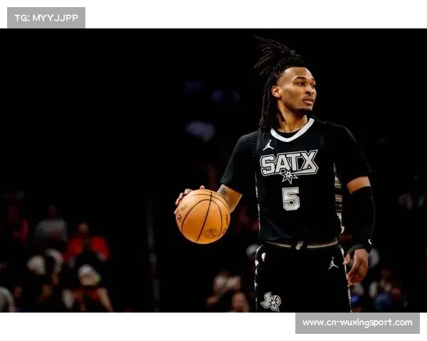 卡斯尔创NBA最年轻40+12+12纪录，马刺新星书写历史新篇章